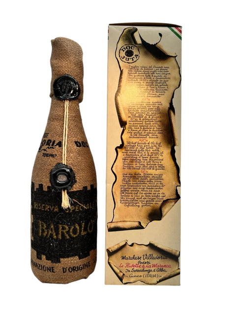 Barolo-Flasche verpackt in Segeltuchverpackung und Karton