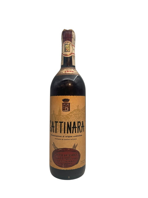 Flasche Gattinara Mario Patriarca 1969 Rotwein aus Italien