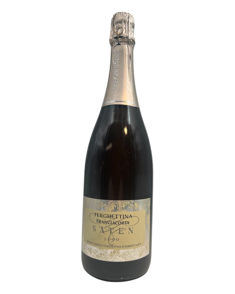 Flasche Schaumwein Franciacorta Ferghettina 1999 mit elegantem Etikett