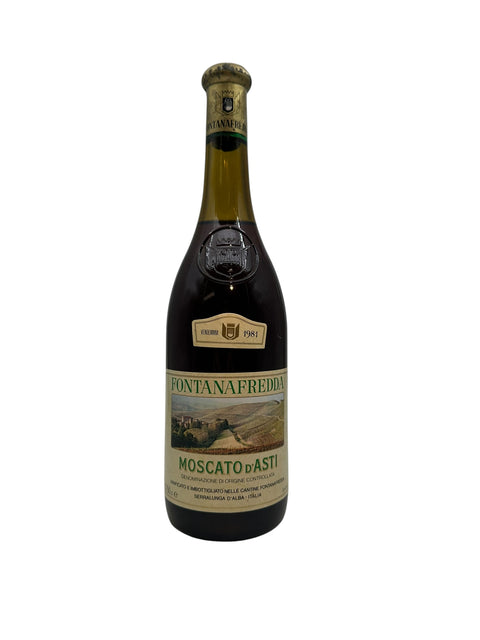 Flasche Dessertwein Moscato d'Asti Fontanafredda 1981